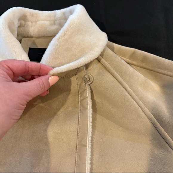 Tahari Sz 10/12 Faux Suede Long Trench Coat, Cream Fur Trim women’s large - Picture 9 of 16